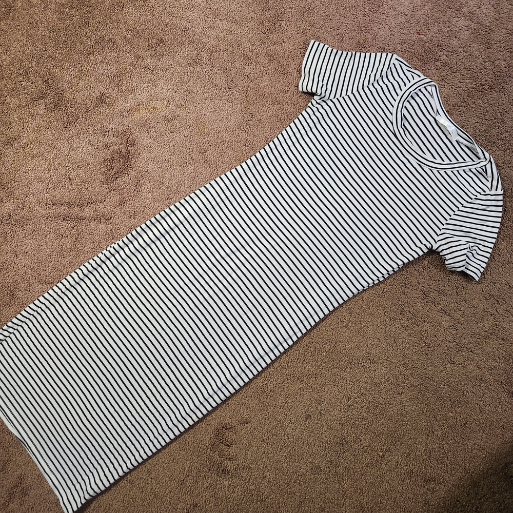 Chic Striped Black and White Midi Dress